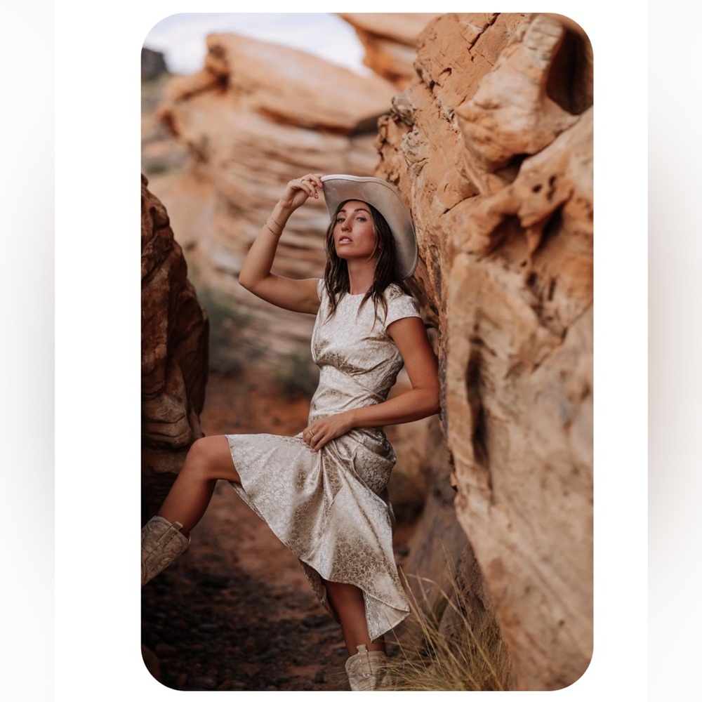 Fehrnvi Indie Midi Dress in Gold NWT